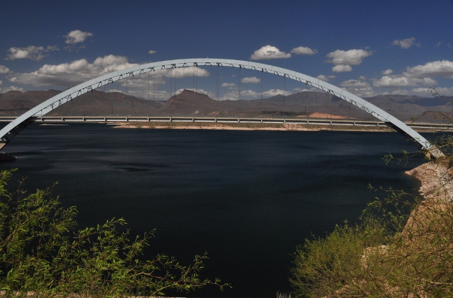 Lake Roosevelt bridge